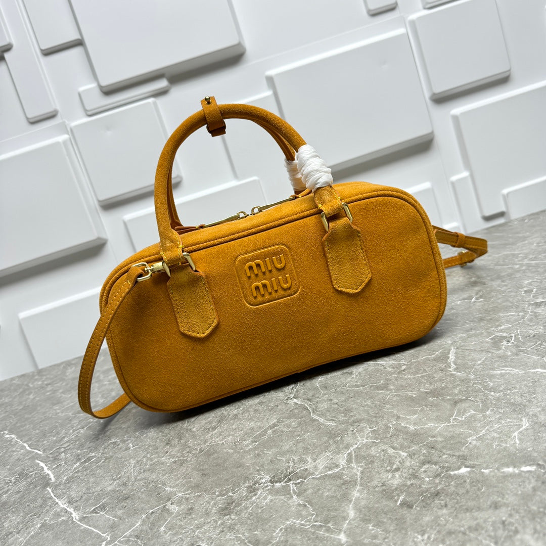 B1P36A27 Popular bag