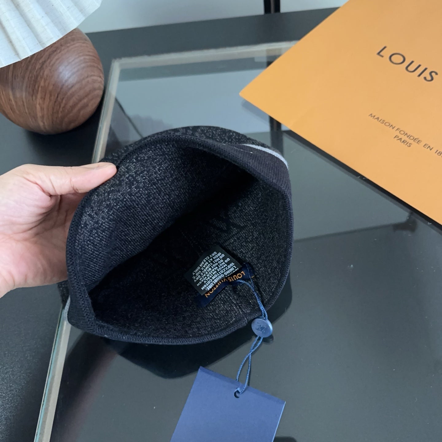 M1R86E19 Popular hats