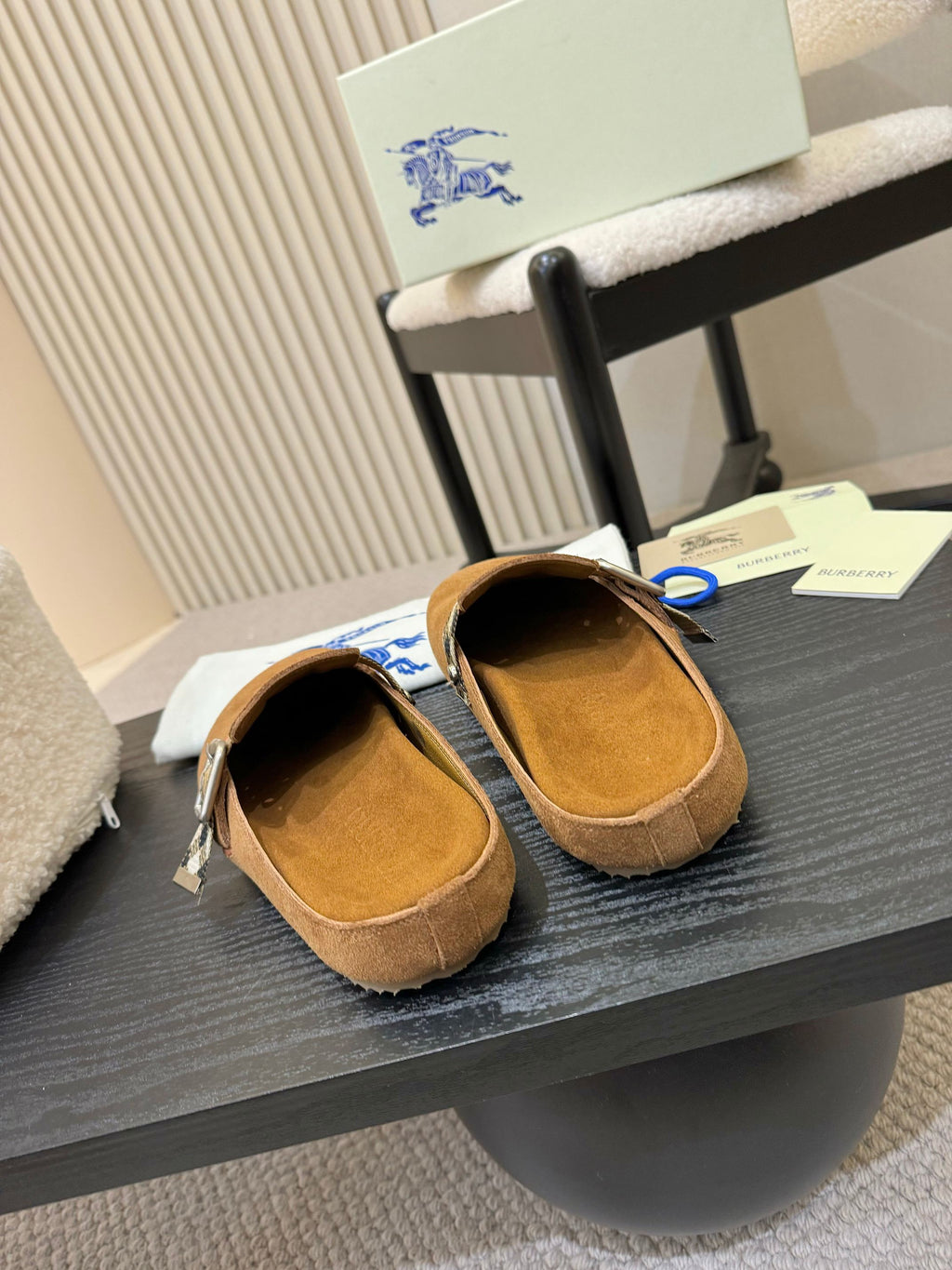 Z2Q105R242 Popular high-quality  Shoes