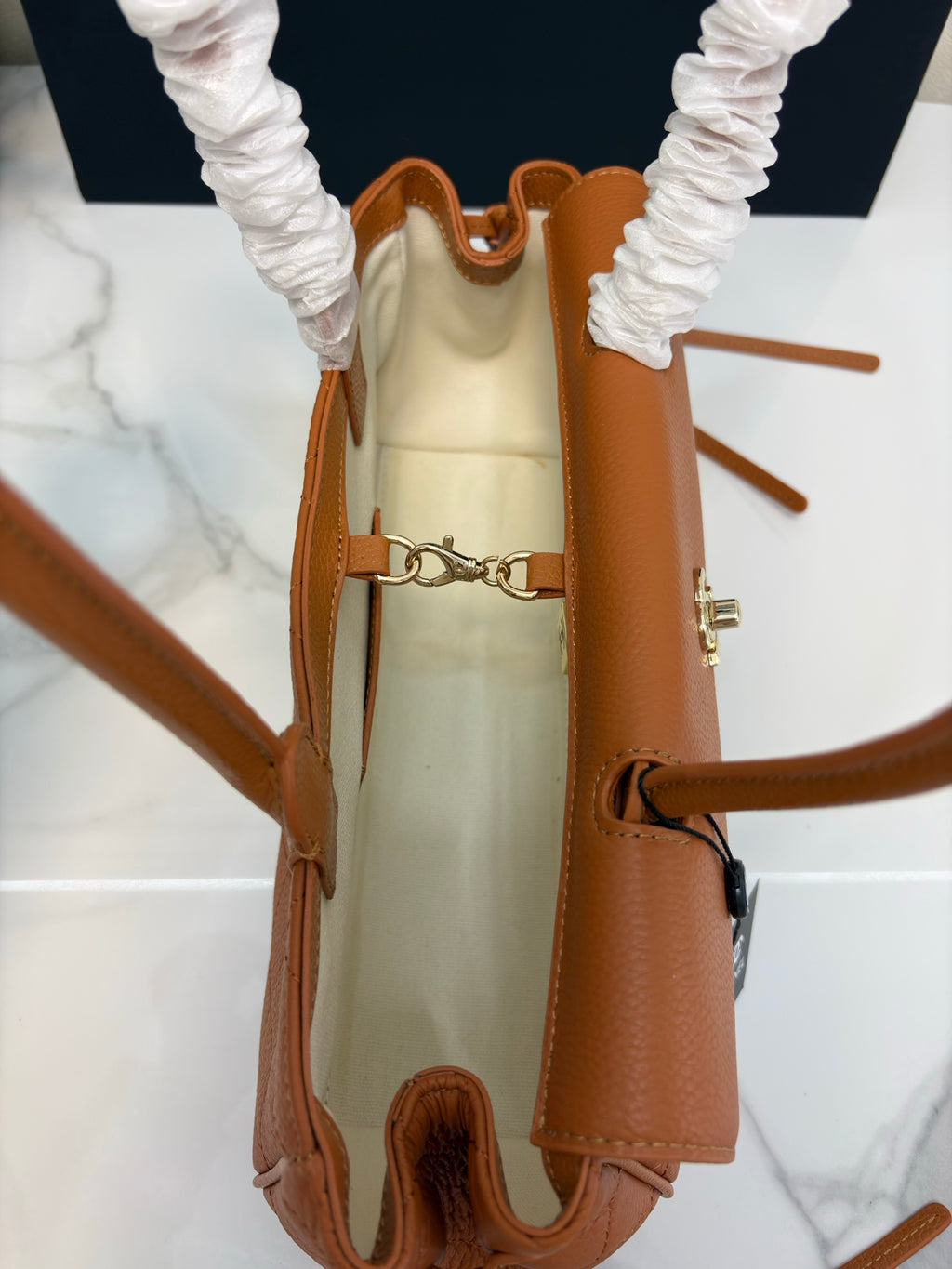 B1P36C79 Popular leather bag