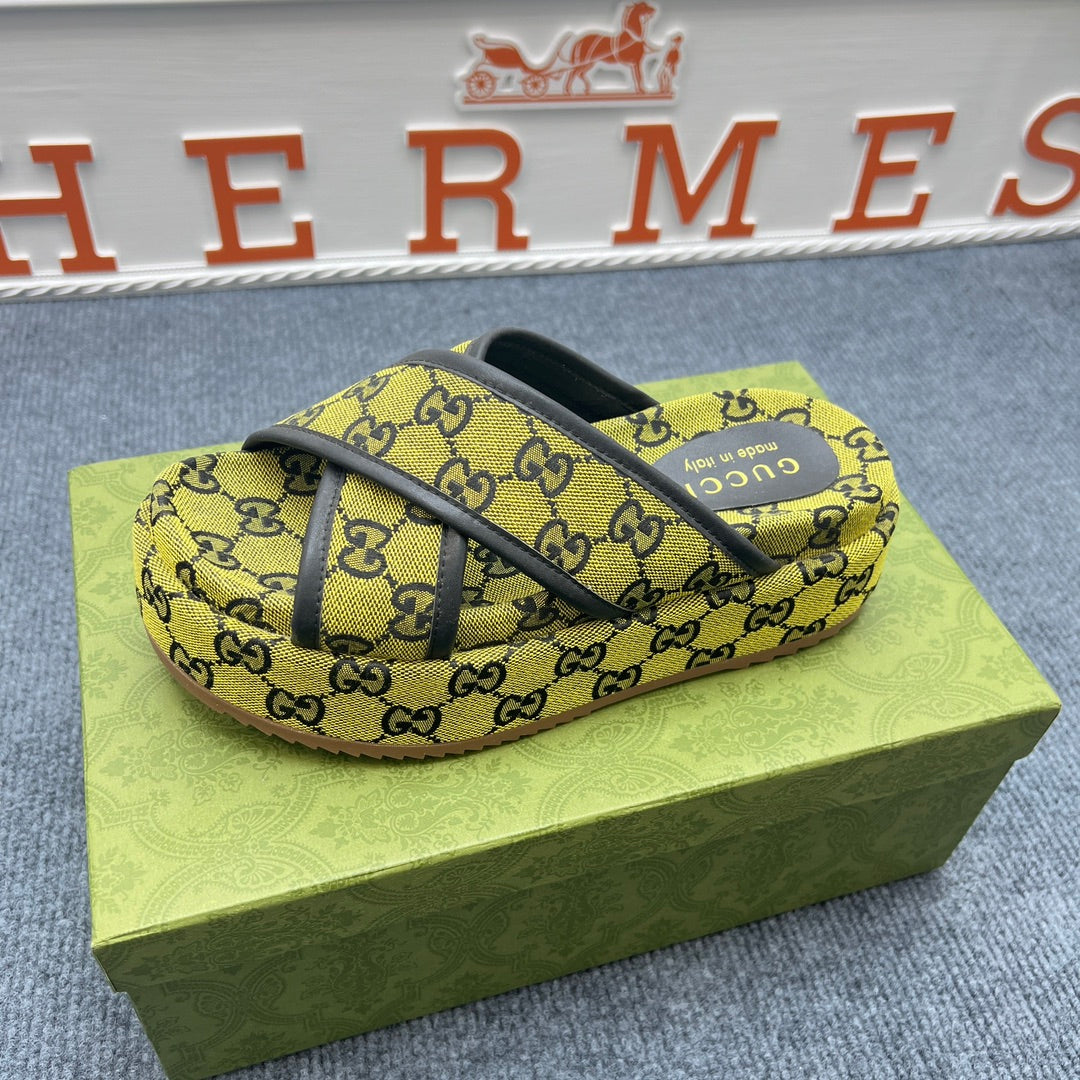 Z5YB69 Popular Slippers