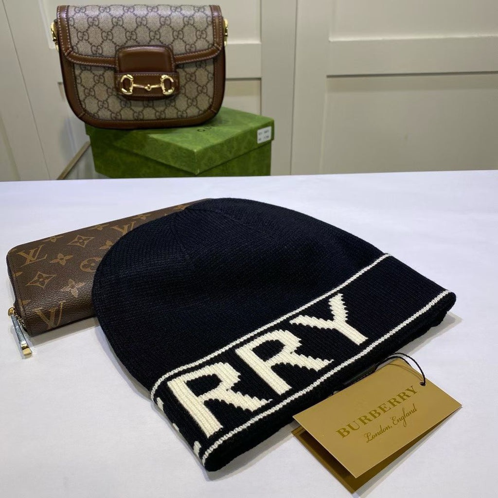 M1R86R74 Popular hats