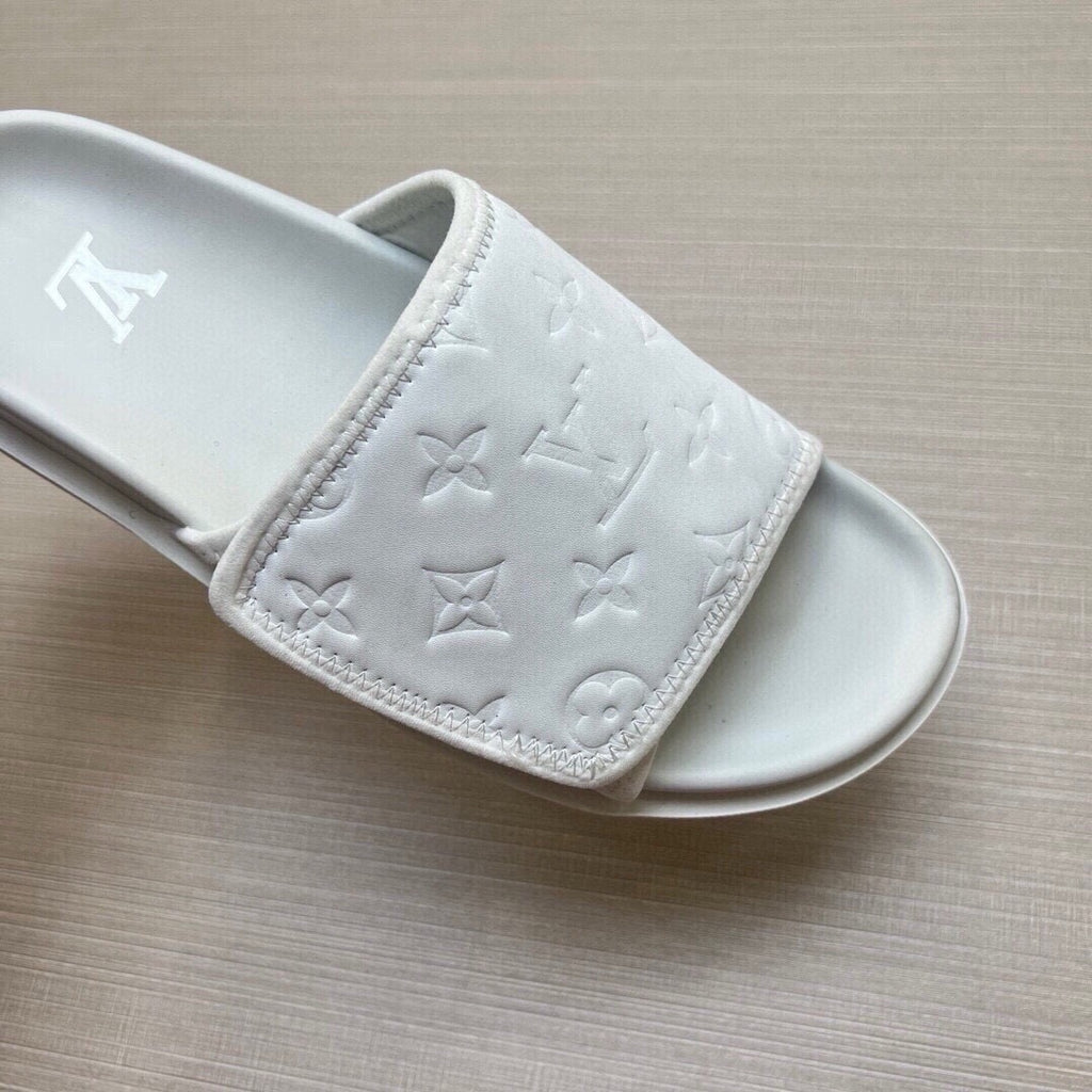 Z5LE210 Popular Slippers