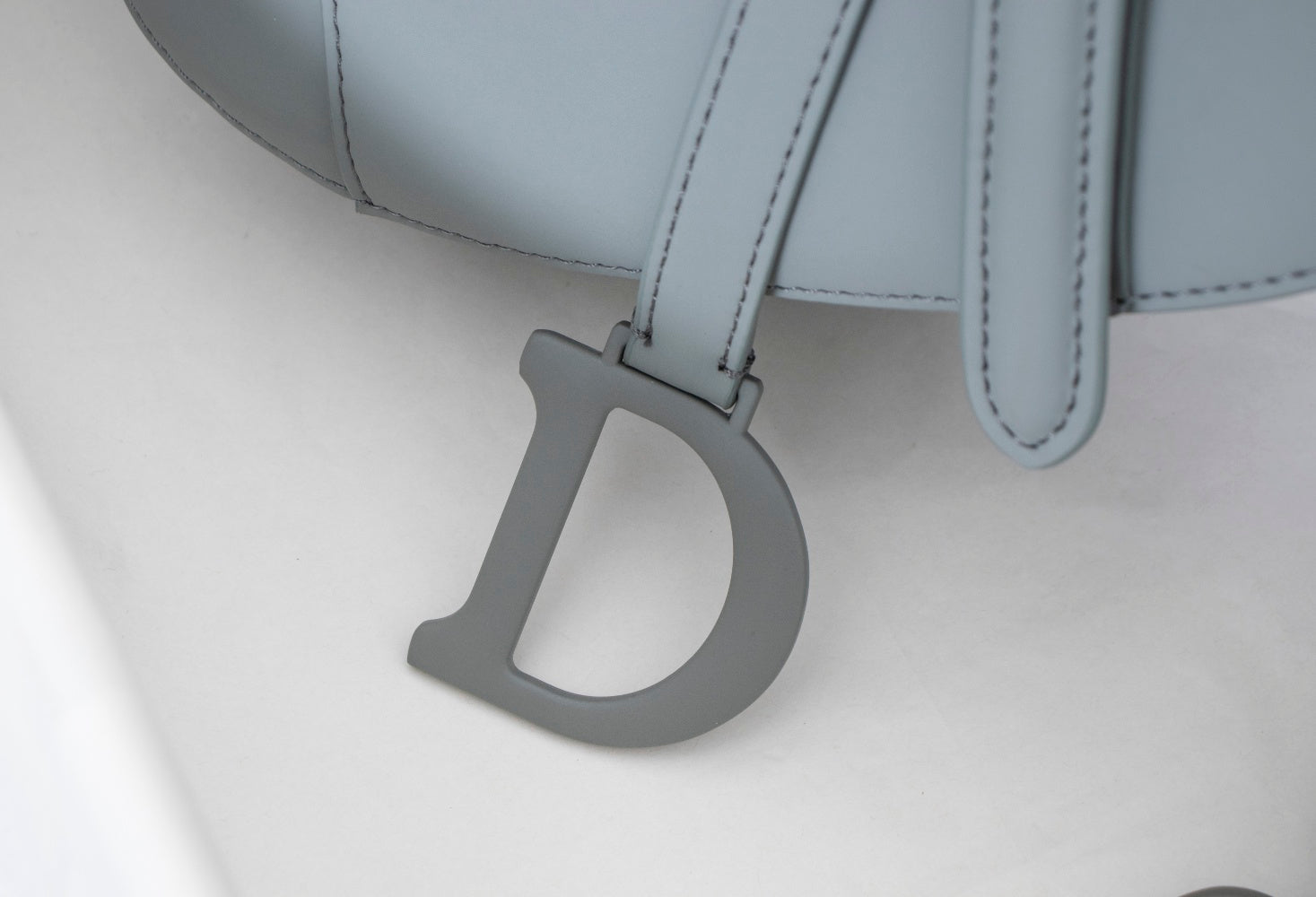 B5X111D10 Popular   leather bag 