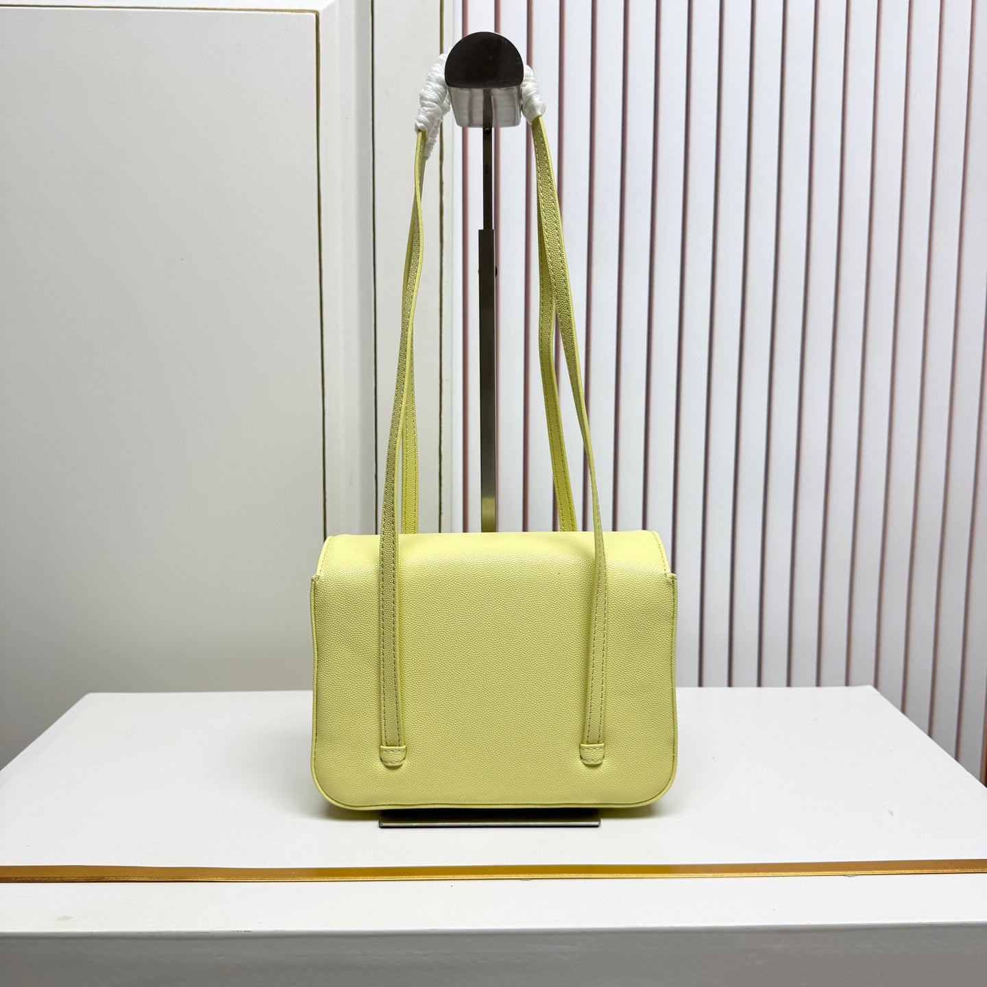B1X46C2 Popular leather bag