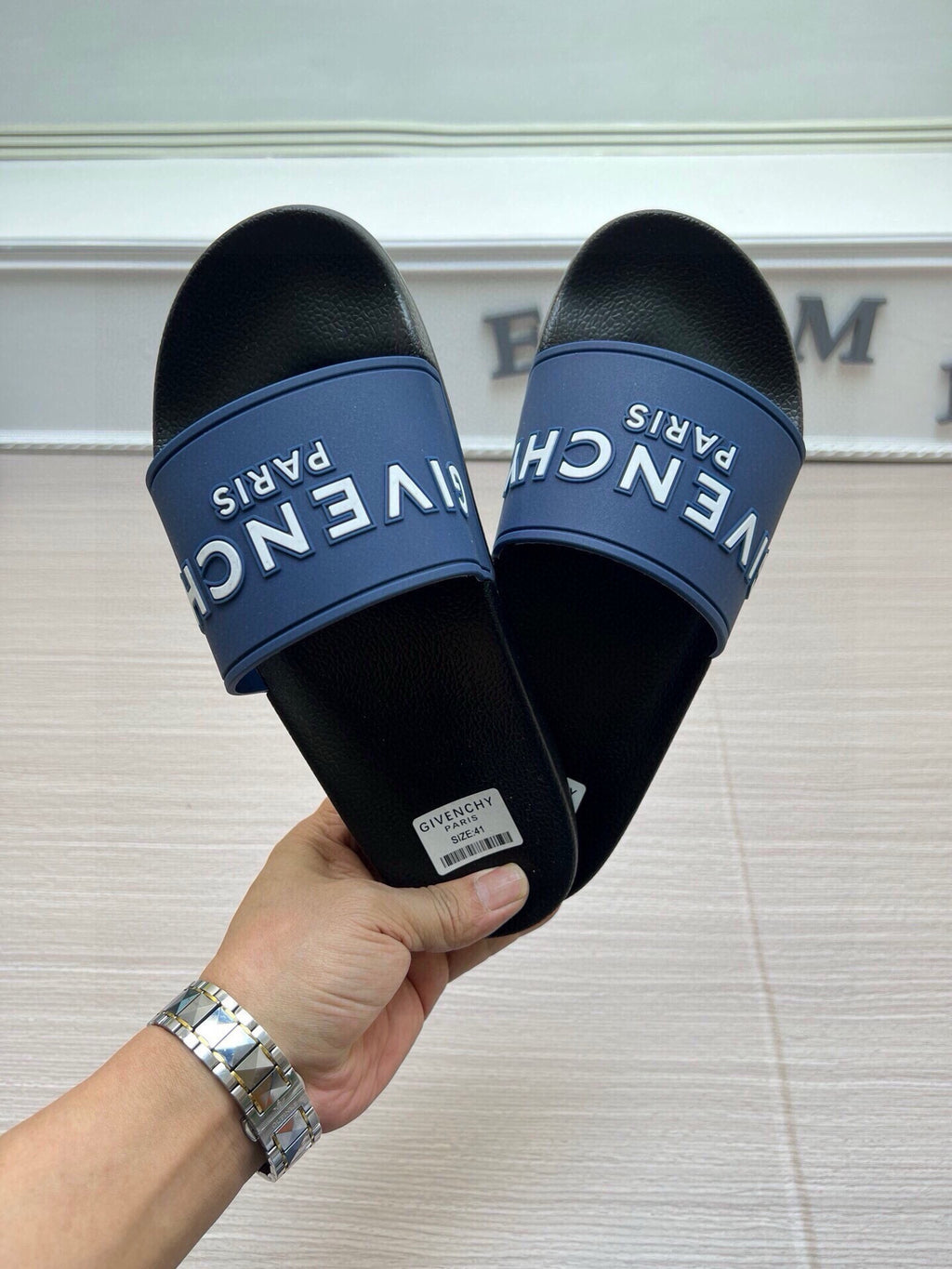 Z5Z35GV263  Popular Slippers