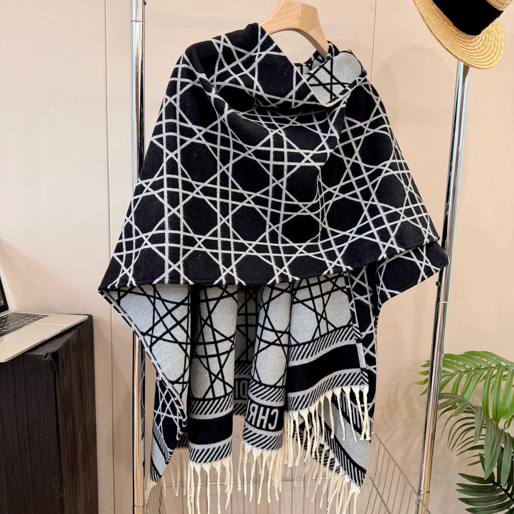 W1R86D66 Popular cape