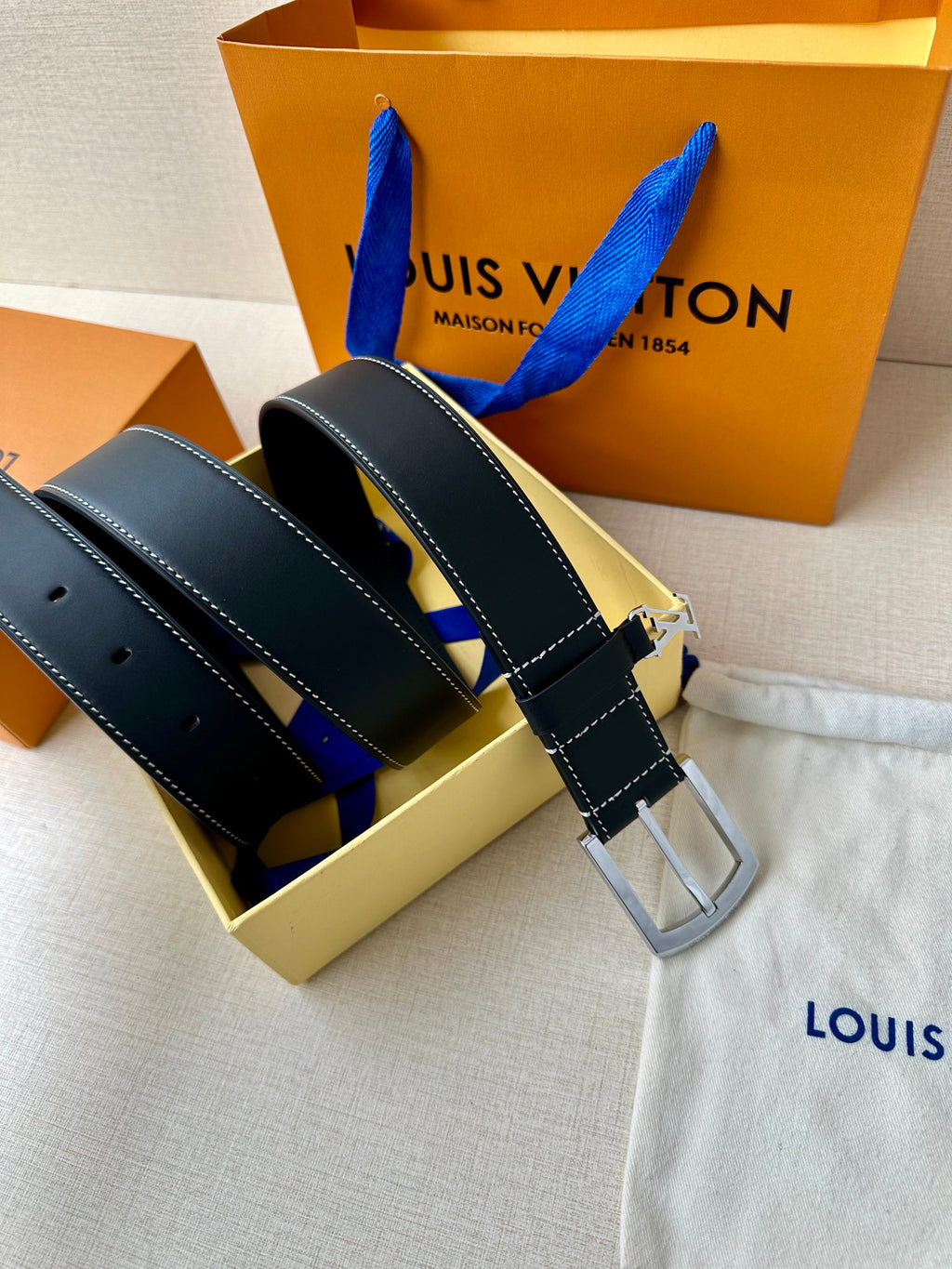 P1W15E161 Popular  High quality belt With full package