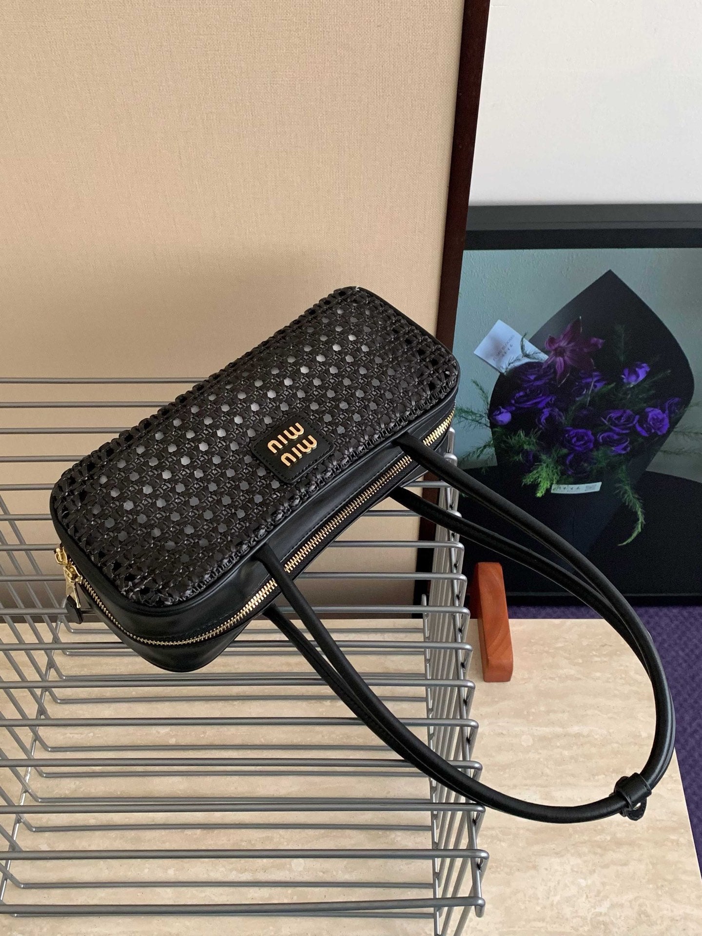 B1P36A51 Popular woven bag