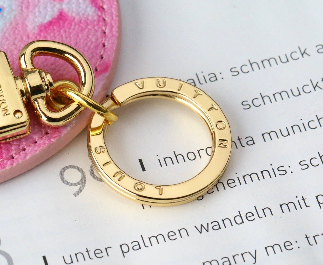A1Q105E22 Popular bag 's charms accessories