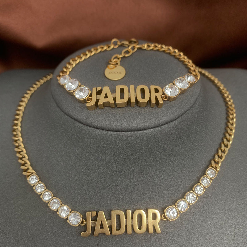 X1B91D230X    Popular  Bracelets. Necklaces