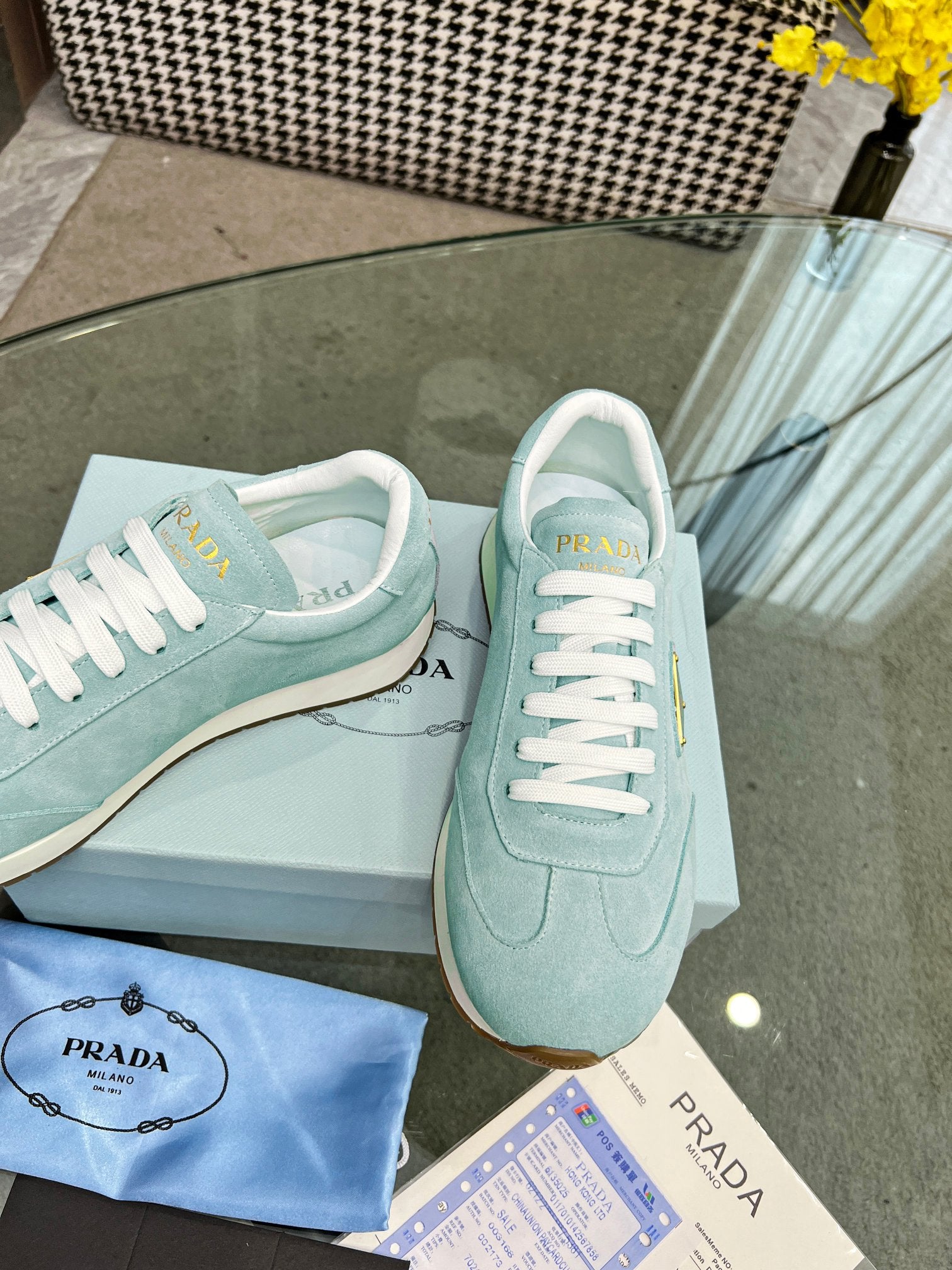 Z2Q95P91  Popular high-quality shoes