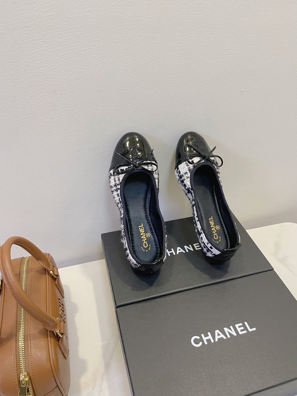 Z2Q95C106 Popular high-quality  shoes