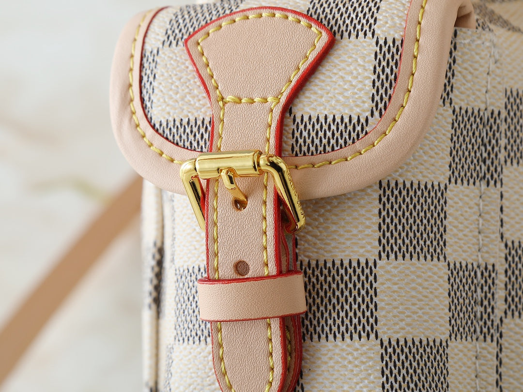 B1R15E18 Popular  leather bag