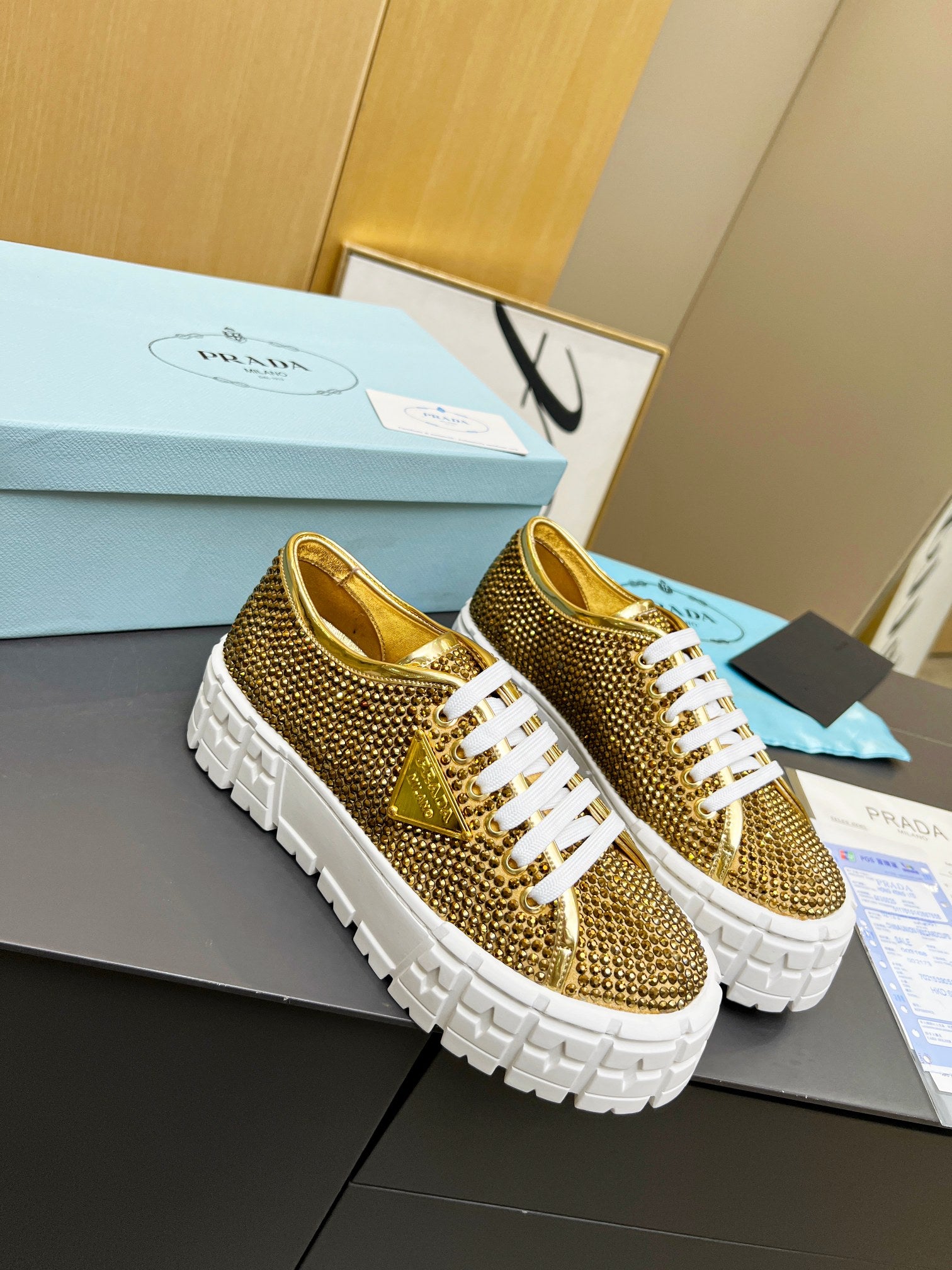 Z2Z85PD68 Popular high-quality shoes