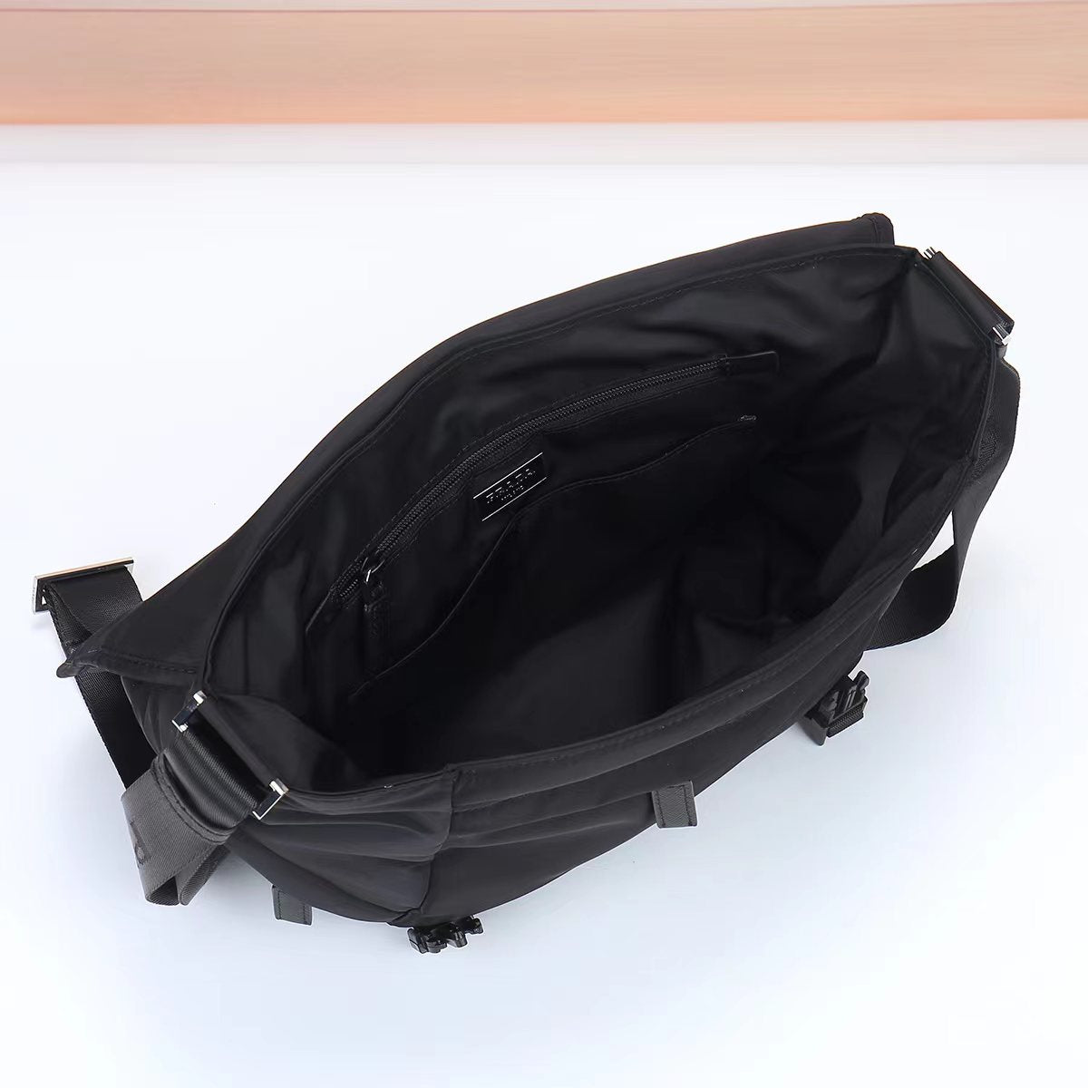 B1W35P111 Popular nylon fabric bag