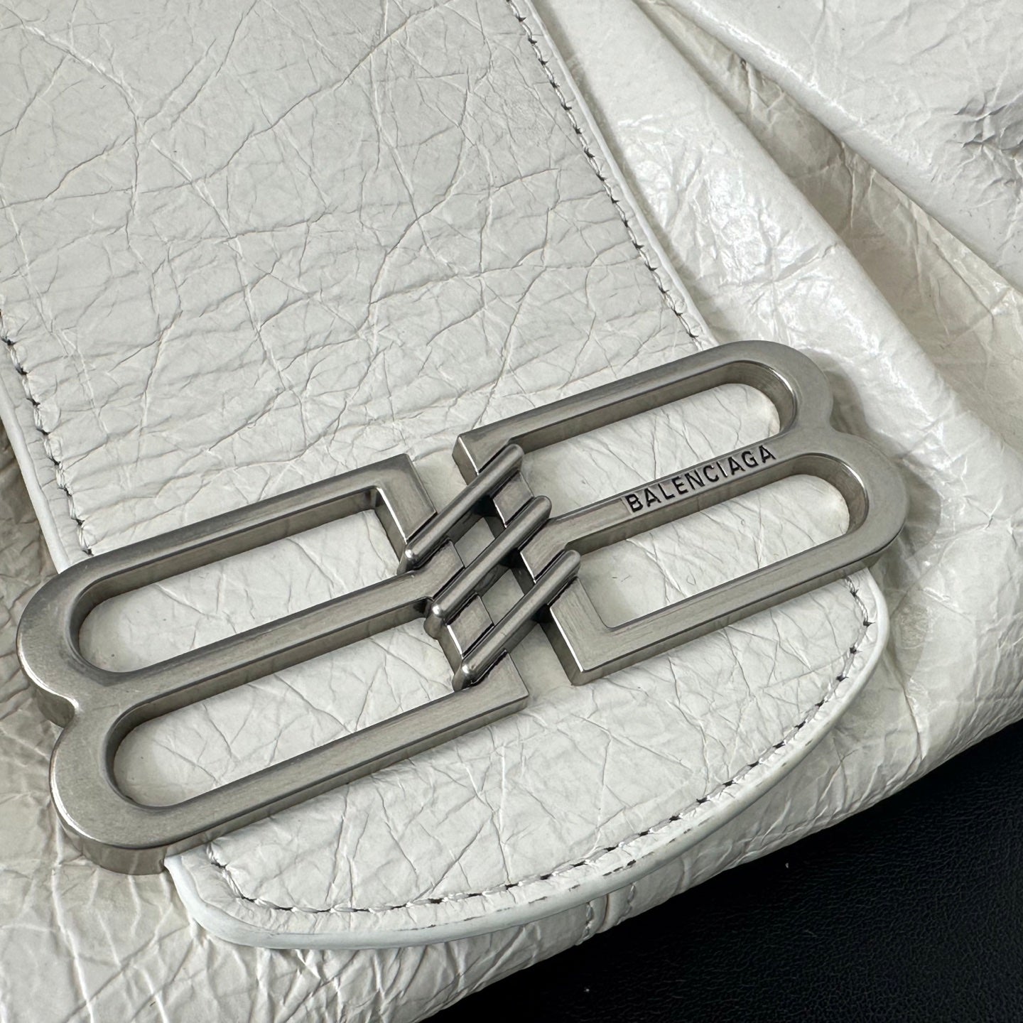 B1P36J119 Popular leather bag
