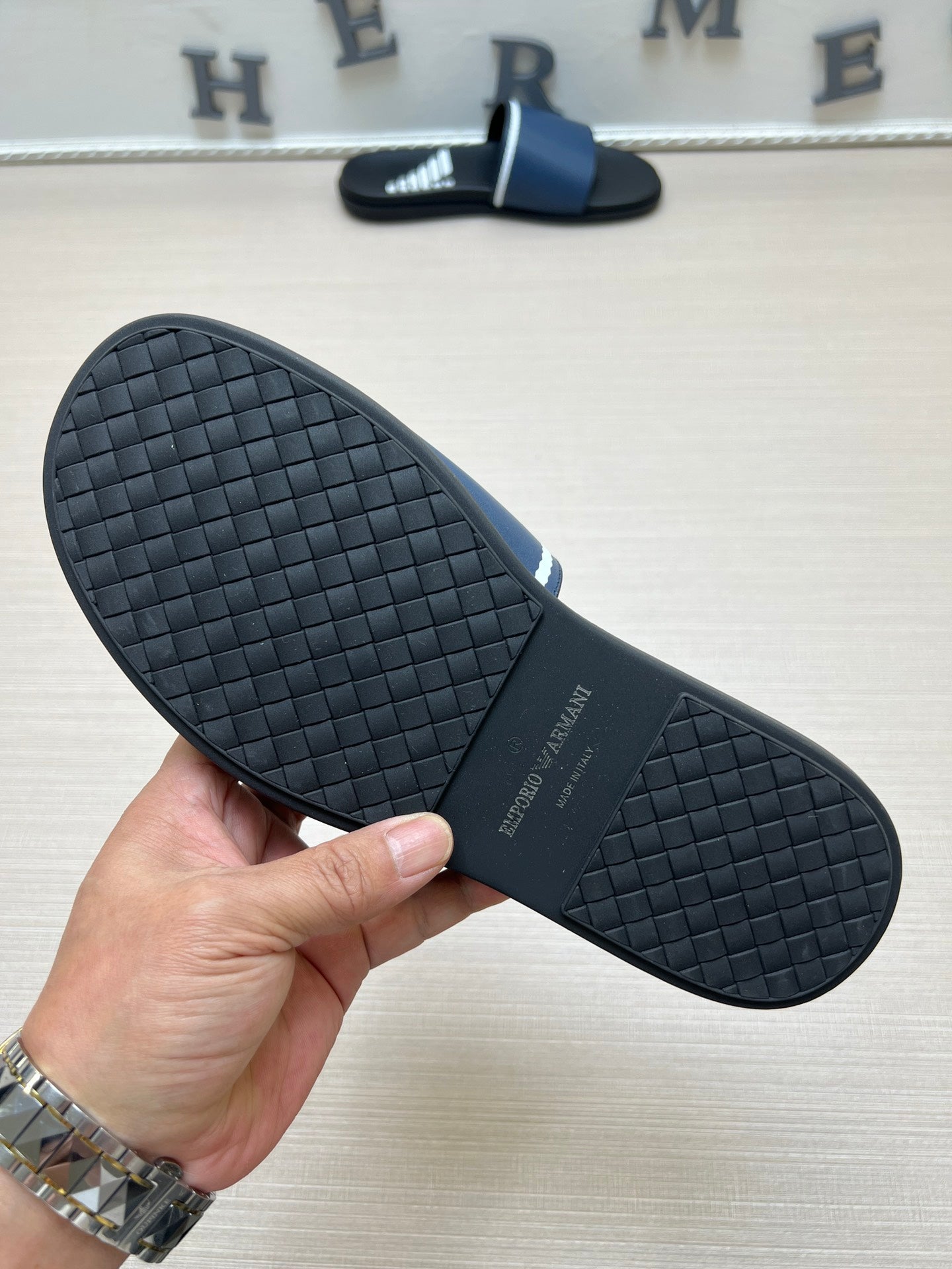 Z5ZA104 Popular slippers