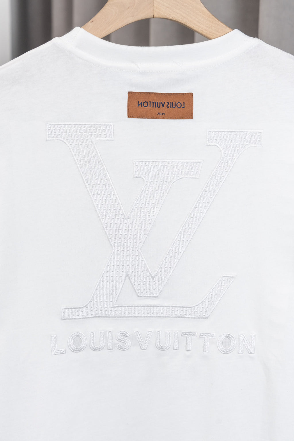 U1W25E3  Popular T-shirts