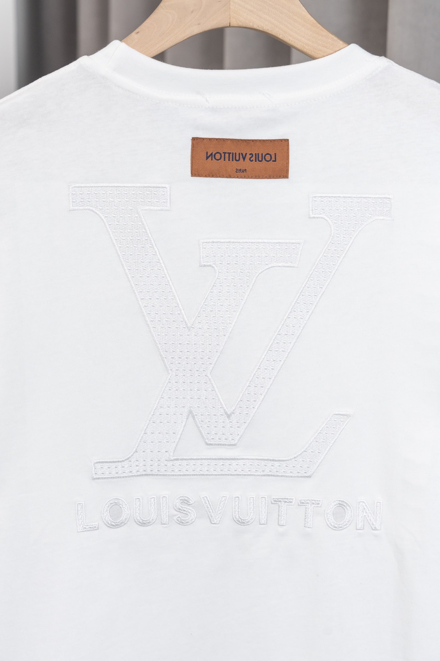 U1W25E3  Popular T-shirts