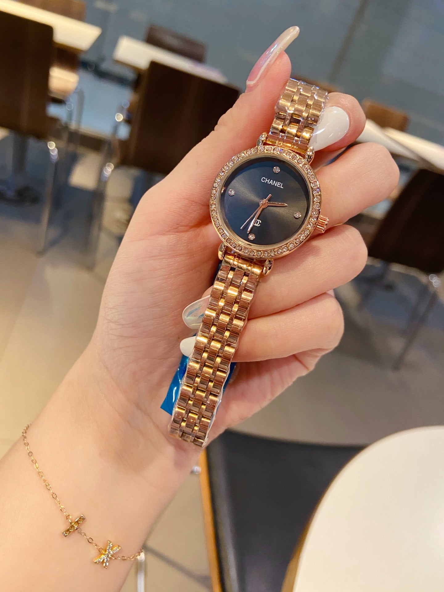 L1R36C84 Popular Watches