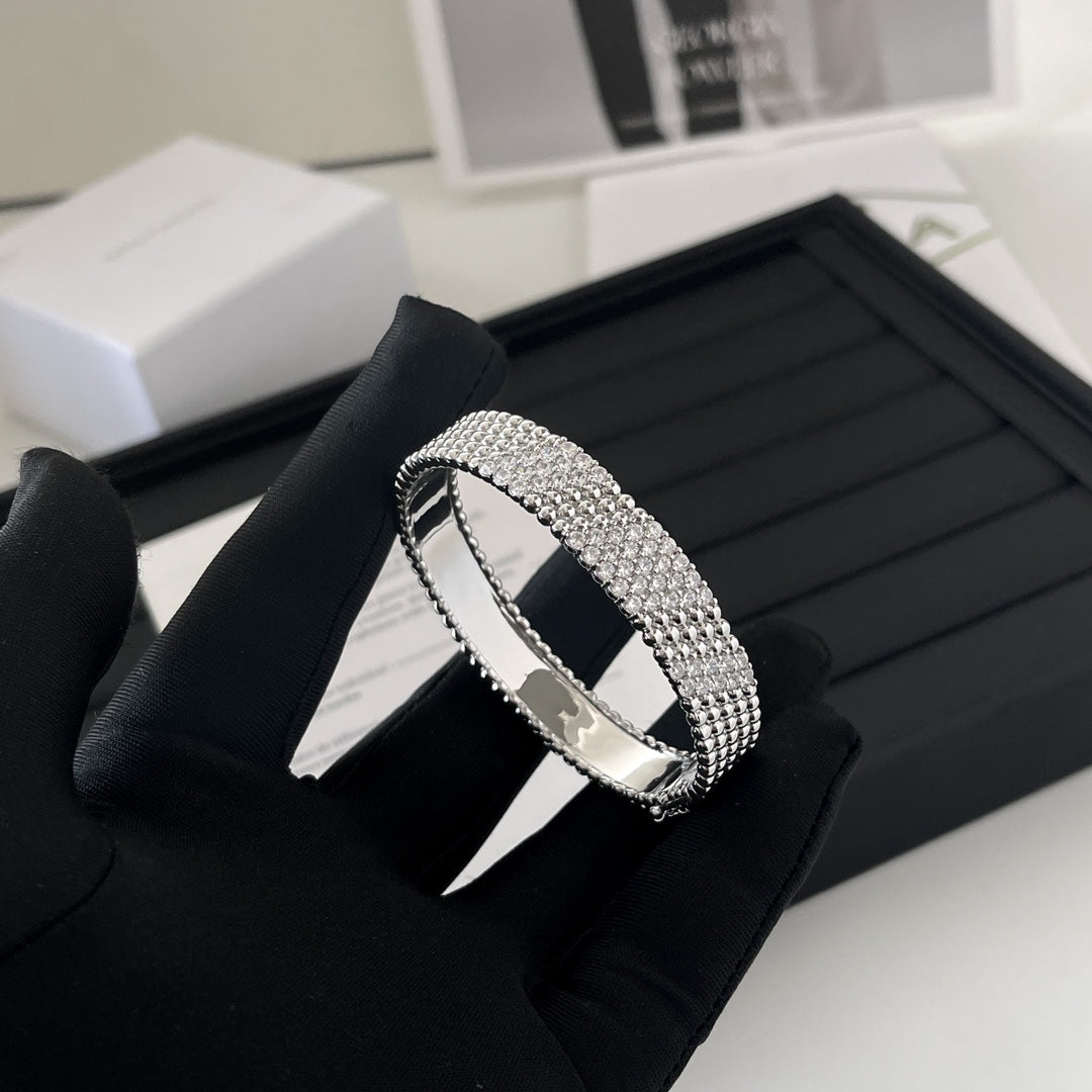 X5Q85VC78K  Popular Bracelets