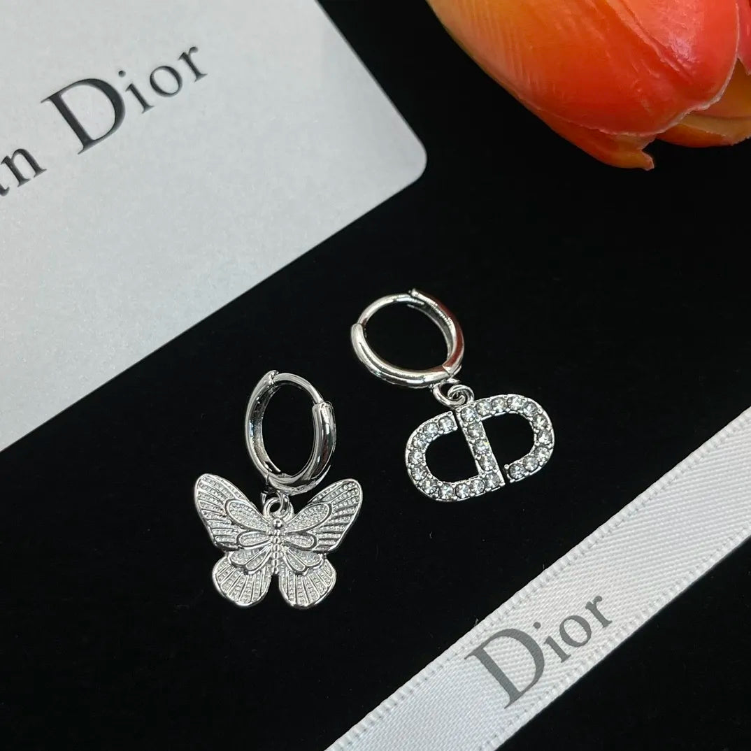 X1Z94D1062E Popular Earrings