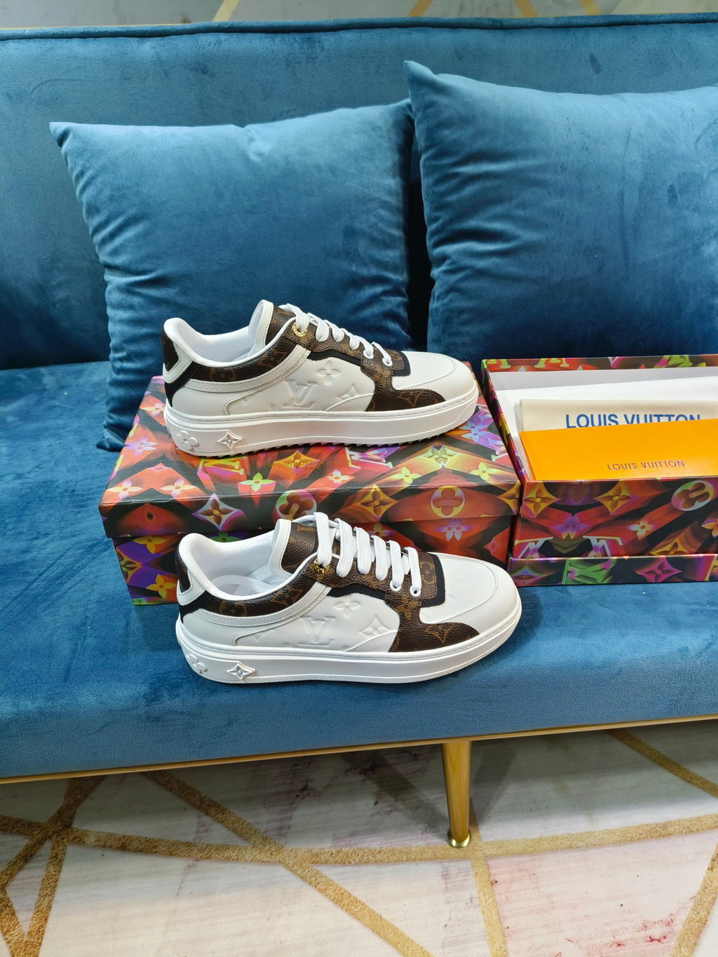Z2YE45 Popular Sneakers