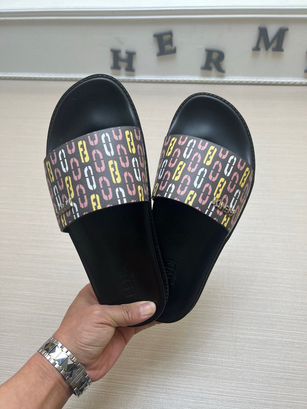 Z5ZF15 Popular slippers