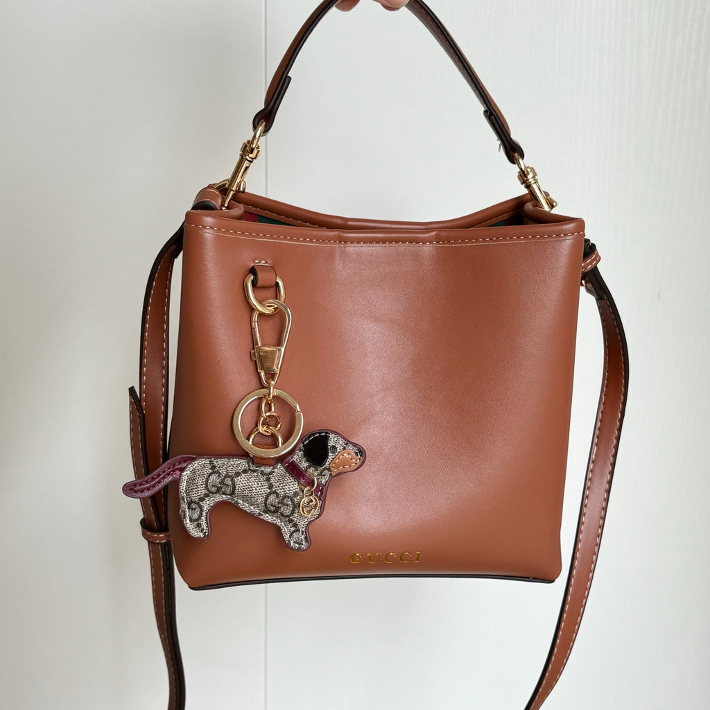 B1P36C54 Popular leather bag