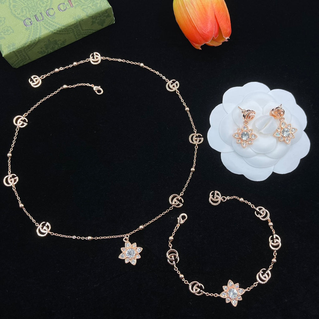 X1R75B27X Popular   Necklaces .