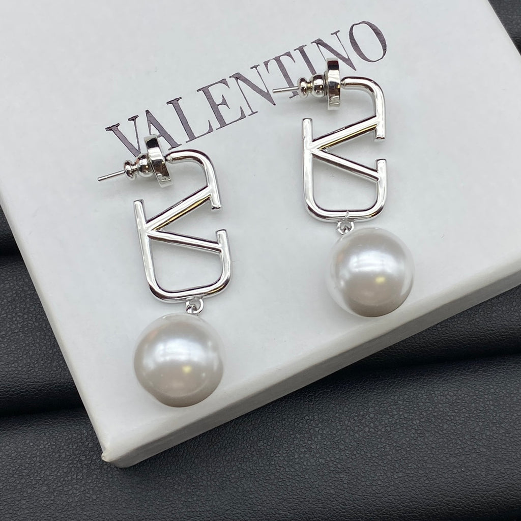 X1Z94VL712E Popular Earrings