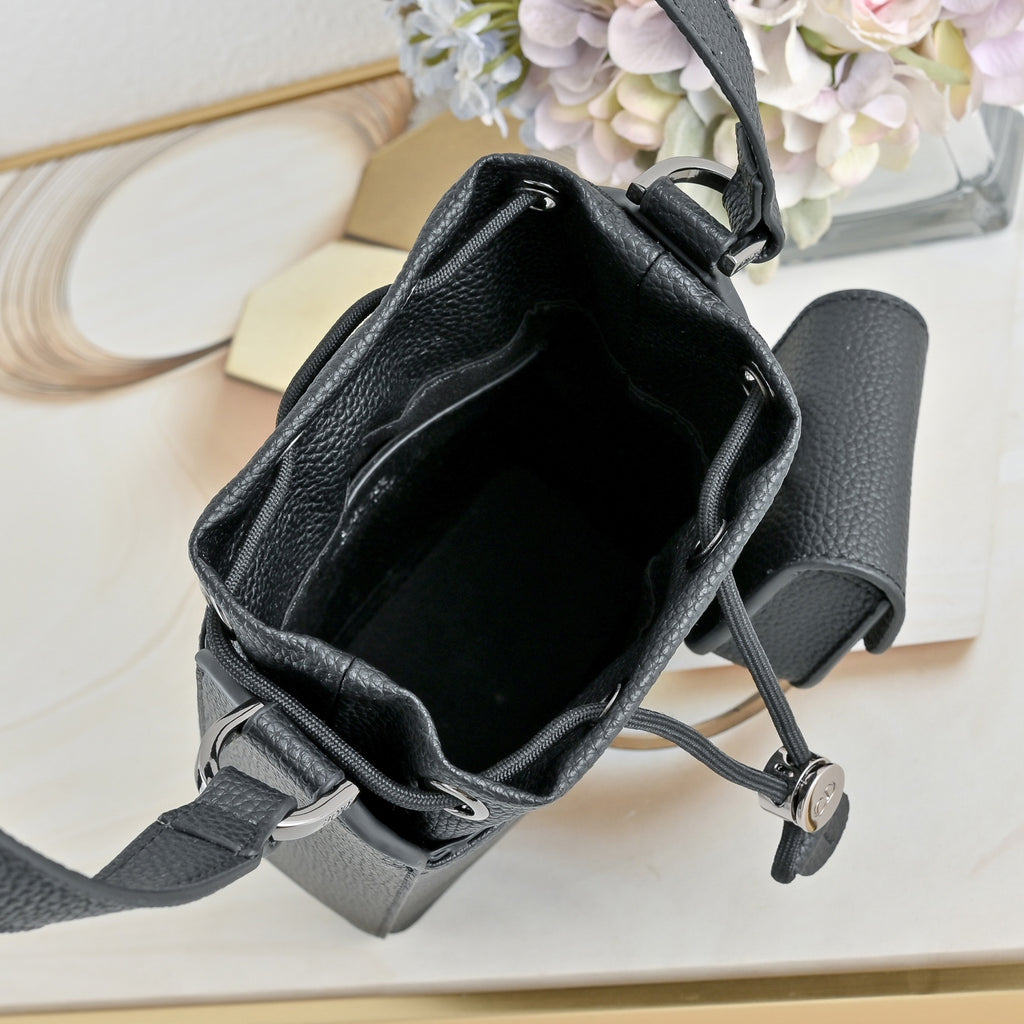 B1P36D82 Popular  bag