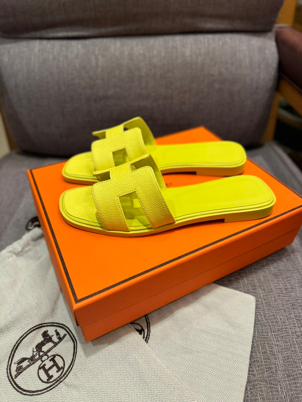 Z1Z55H311 Popular Slippers