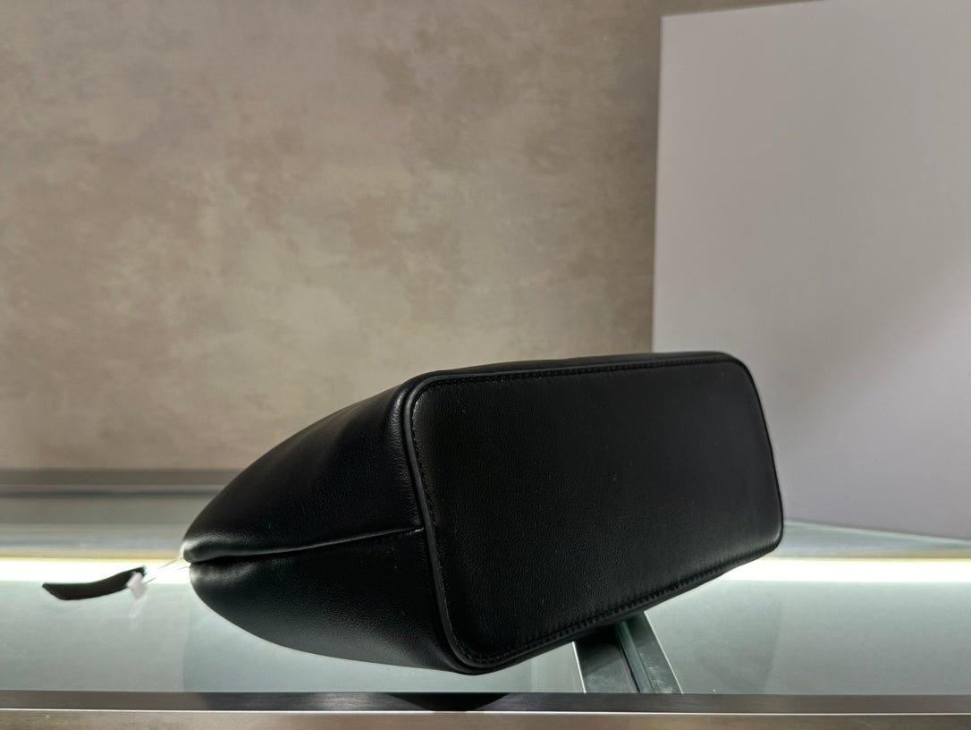 B1N55A12 Popular    leather bag