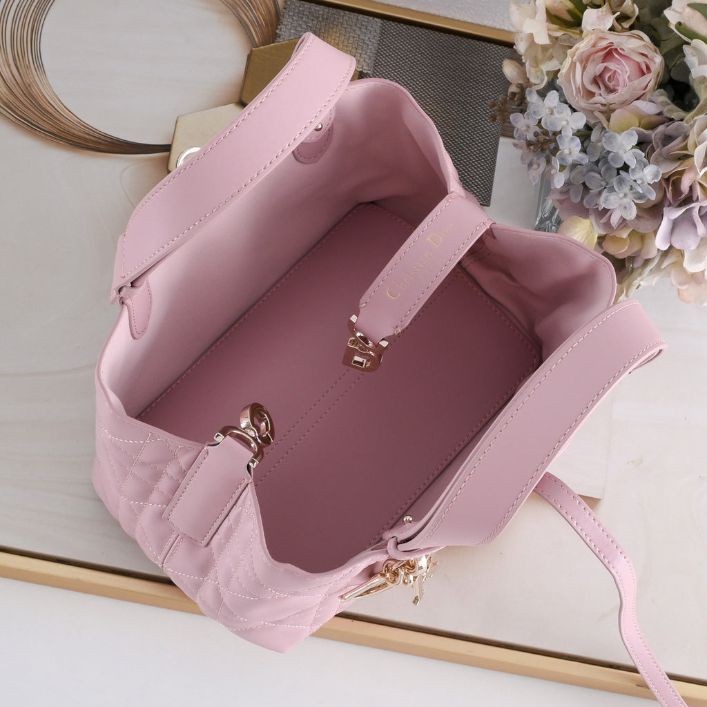 B1R76D40 Popular leather bag