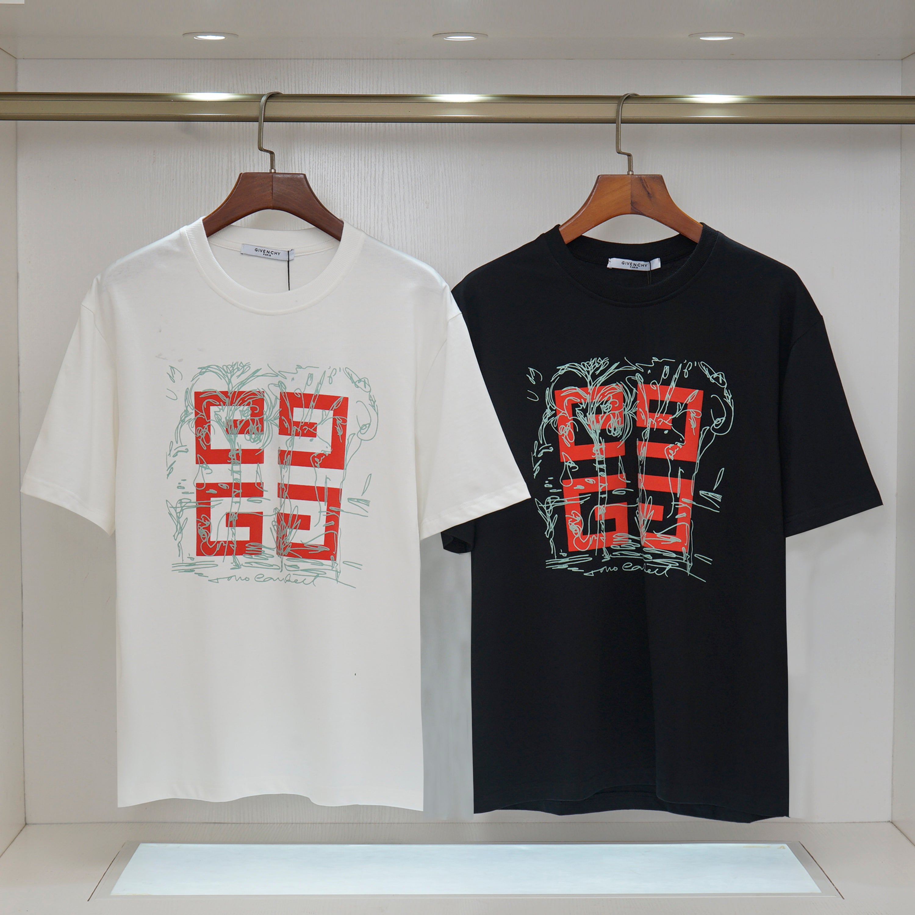 U1R76A5 Popular T-shirts