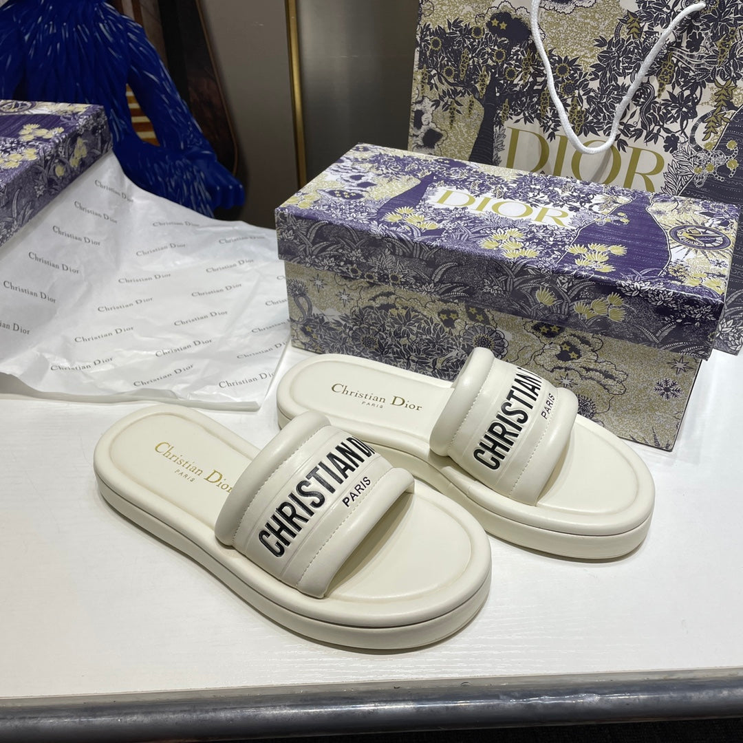 Z1Z54D76 Popular slippers