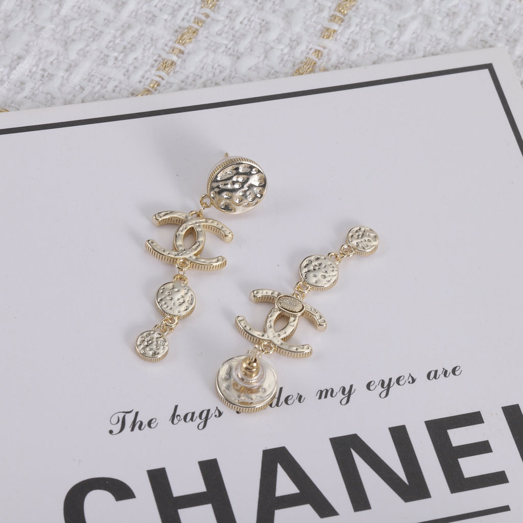 X1Z54C372E Popular Earrings