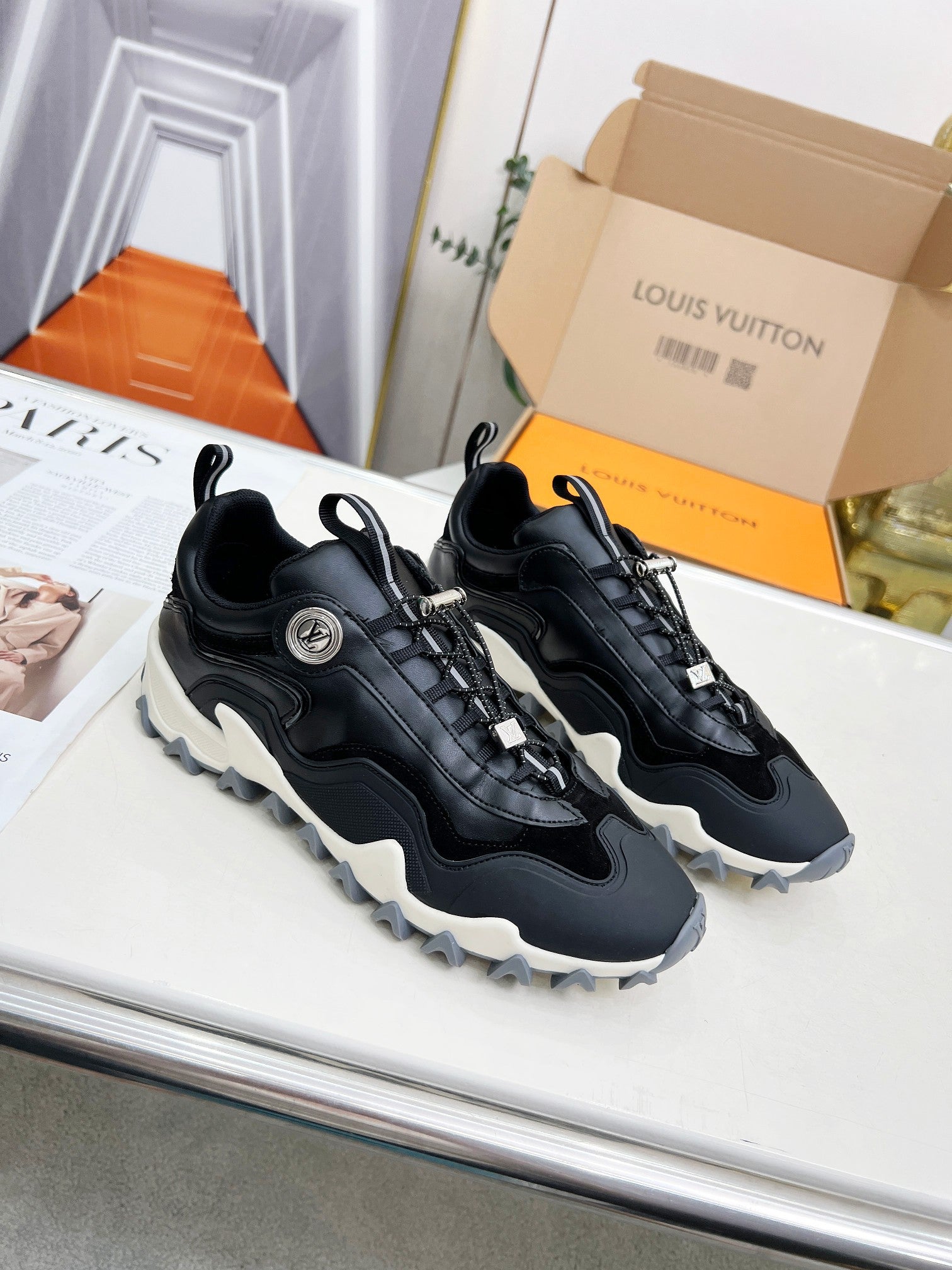 Z2Q105E285 Popular high-quality Shoes