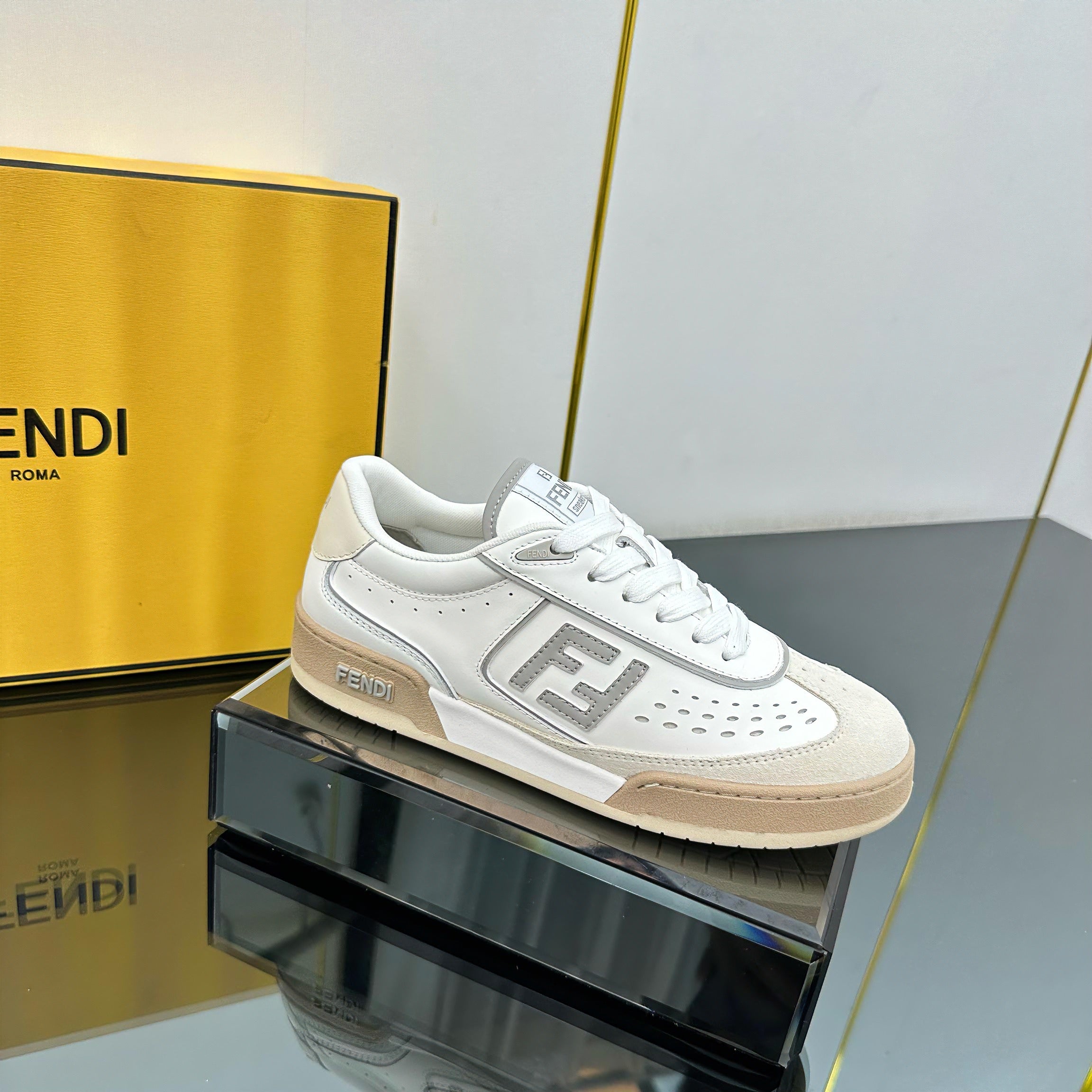 Z2Q105F421 Popular high-quality Shoes