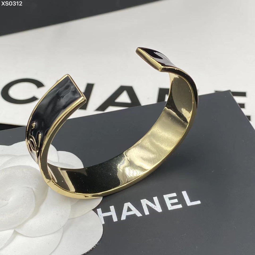 X1B62C189K  Popular Bracelets