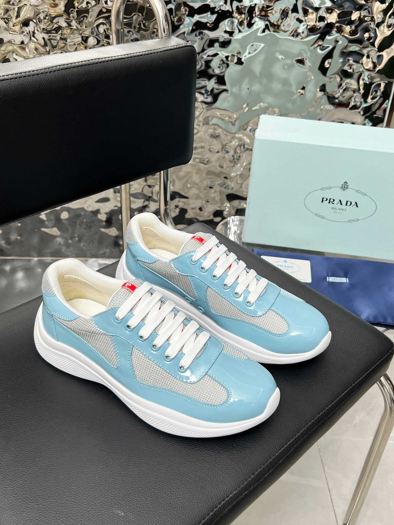 Z2P76P03 Popular high-quality leather Shoes