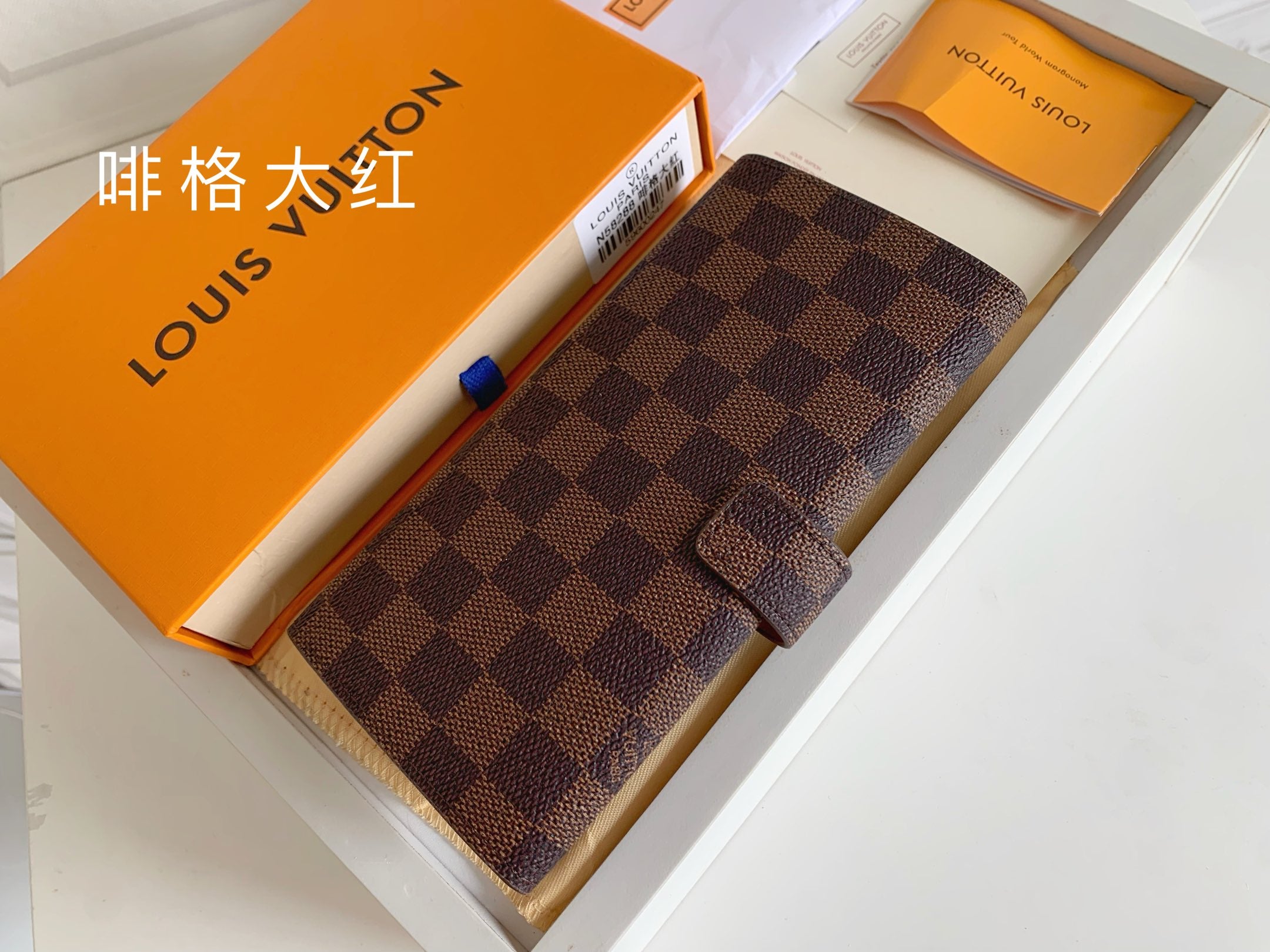 B1X104E73 Popular   leather wallets with package