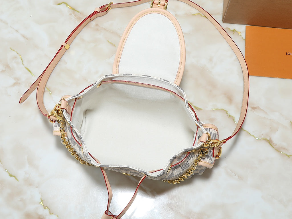 B1R15E18 Popular  leather bag
