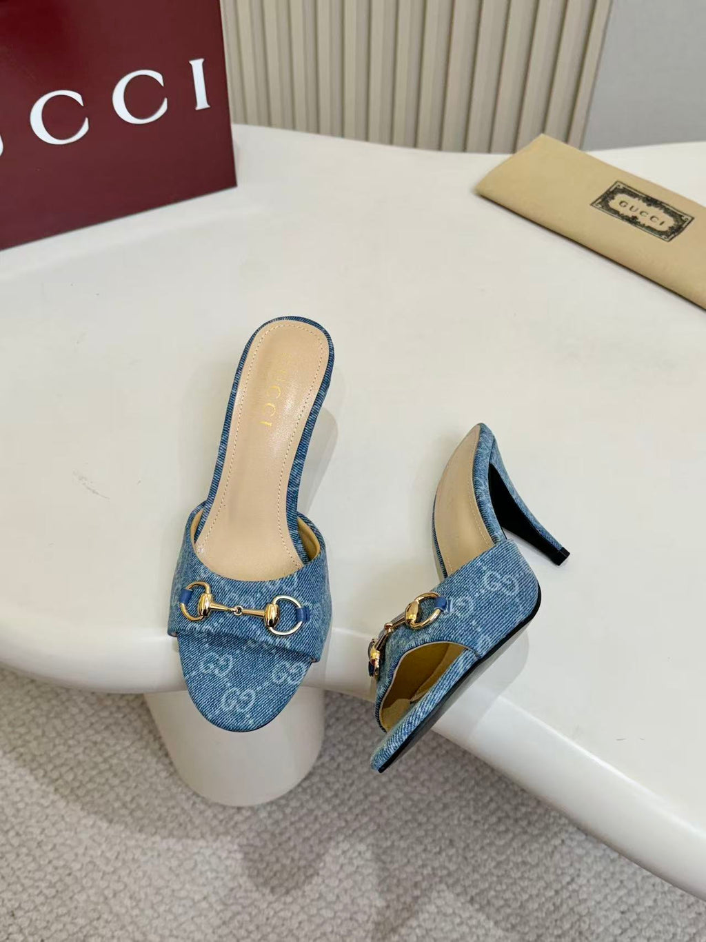 Z2R76B30 Popular high-quality  canvas shoes