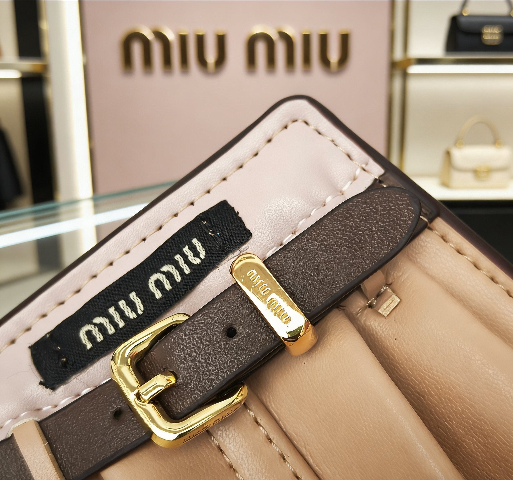 A1R46A21 Popular bag 's charms accessories