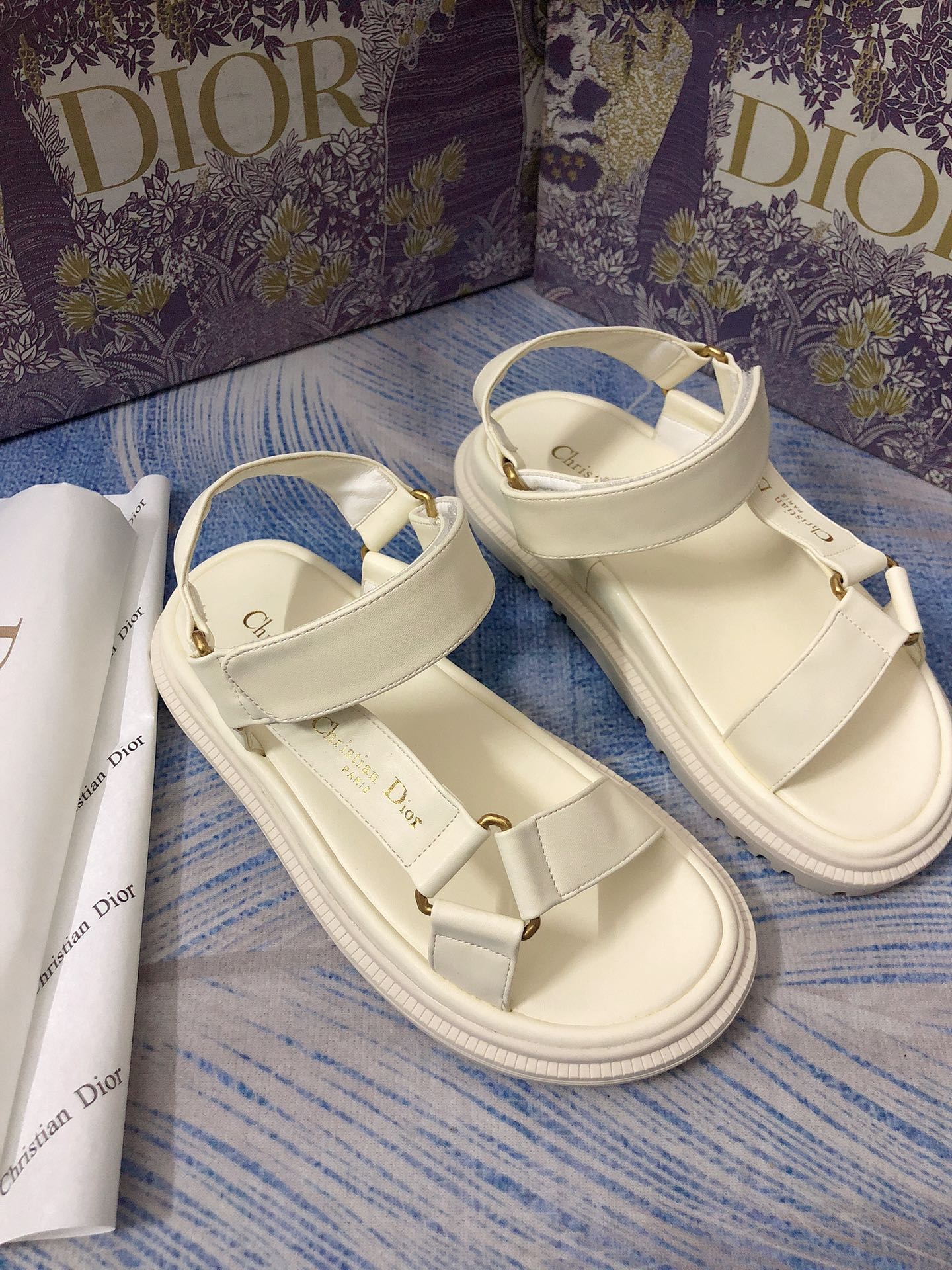 Z1ZD8 Popular sandals