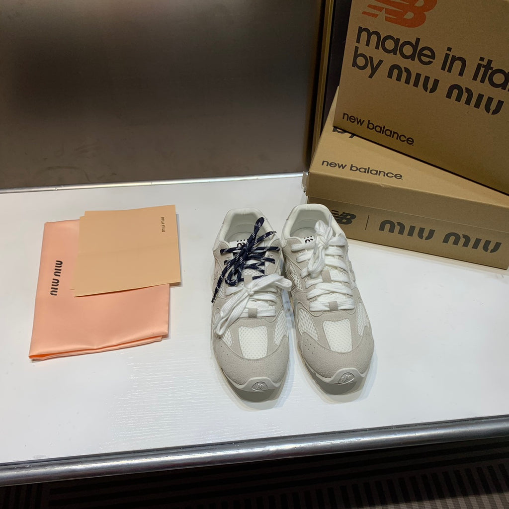 Z1P54A118 Popular shoes