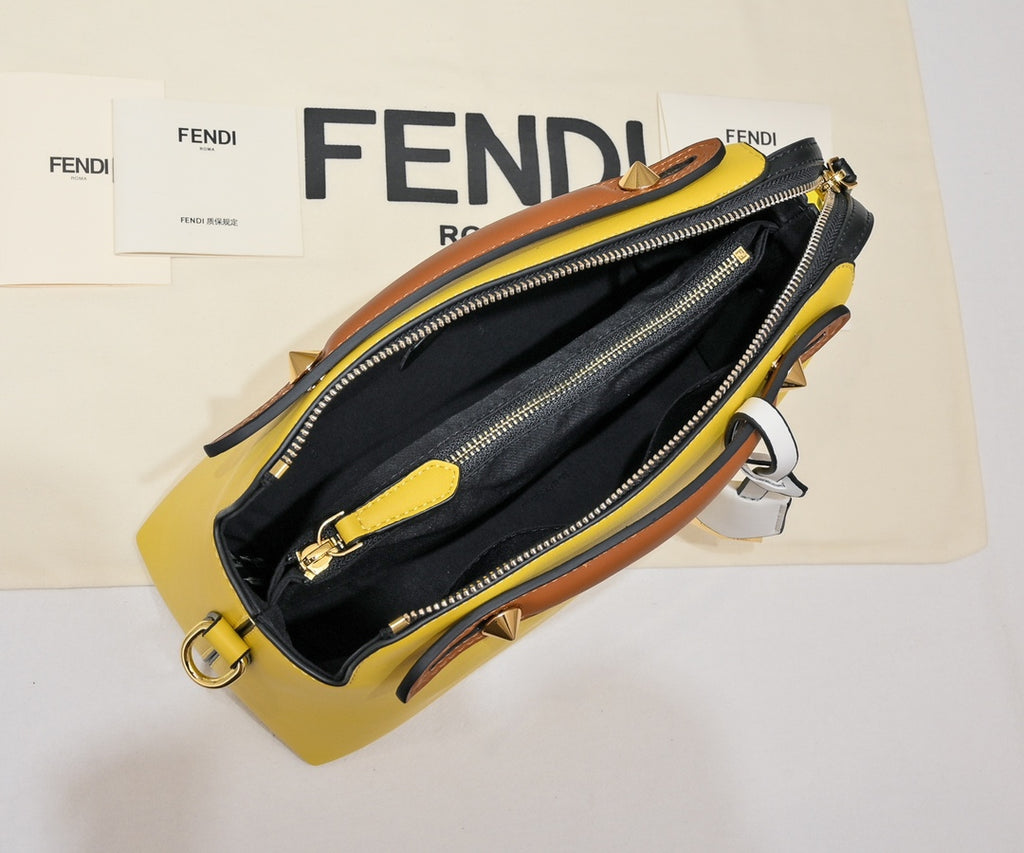 B12X43F132 Popular leather bag 